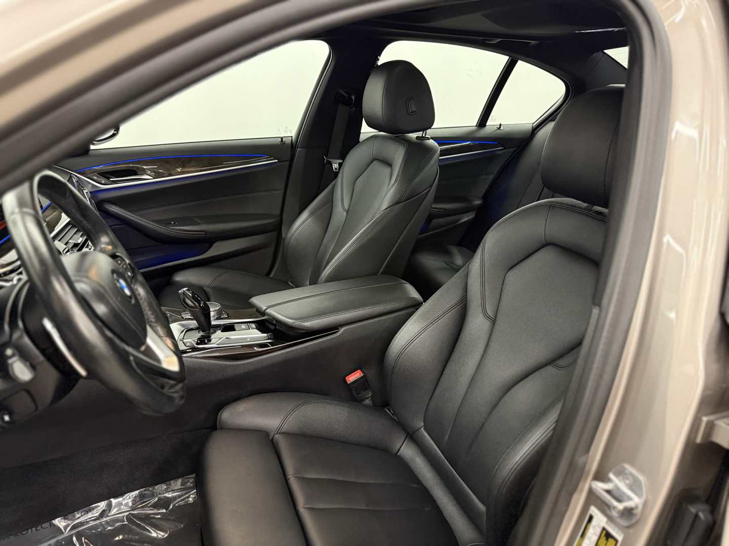 2018 BMW 5 Series 530i - Photo 18