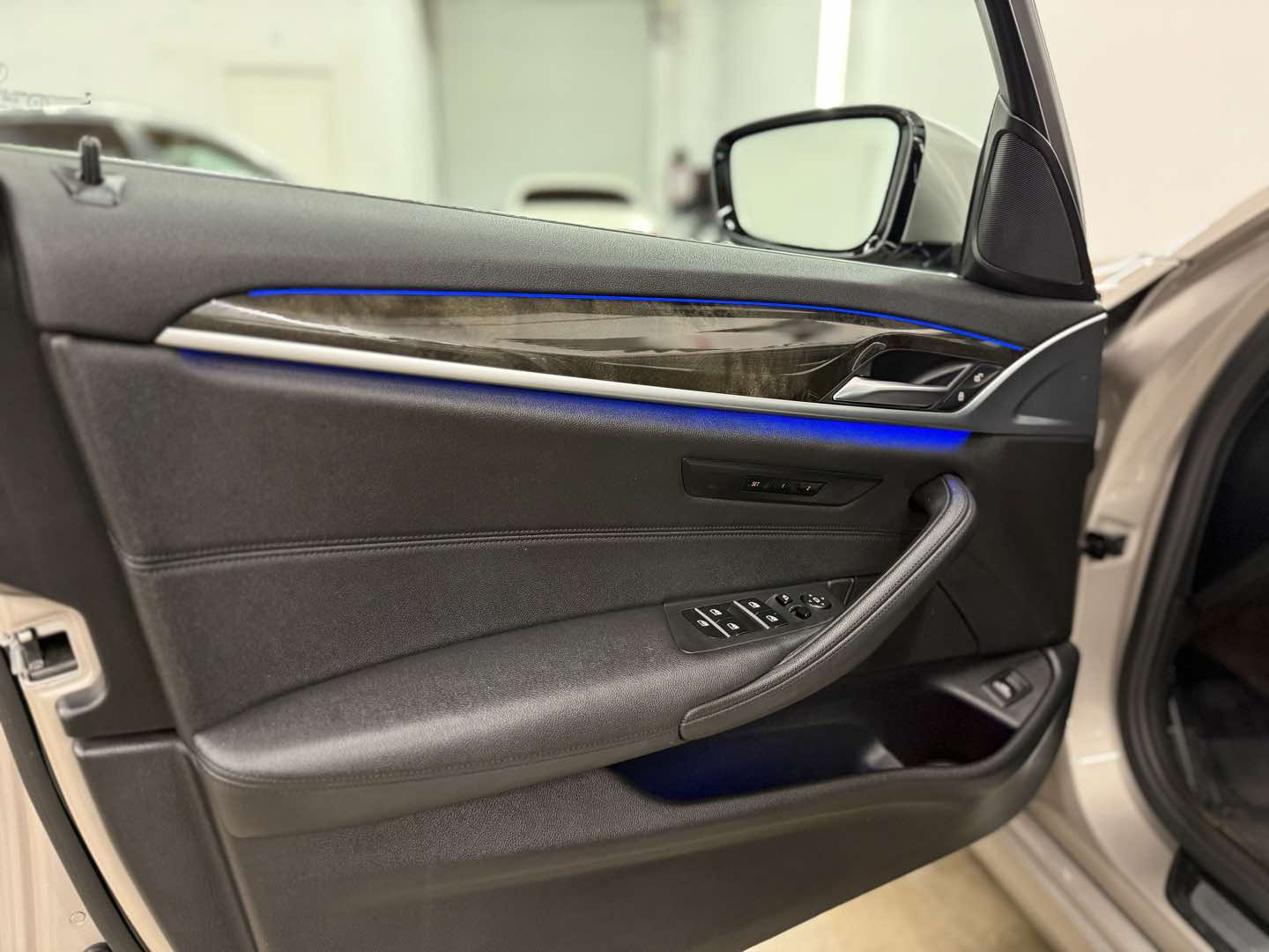 2018 BMW 5 Series 530i - Photo 19