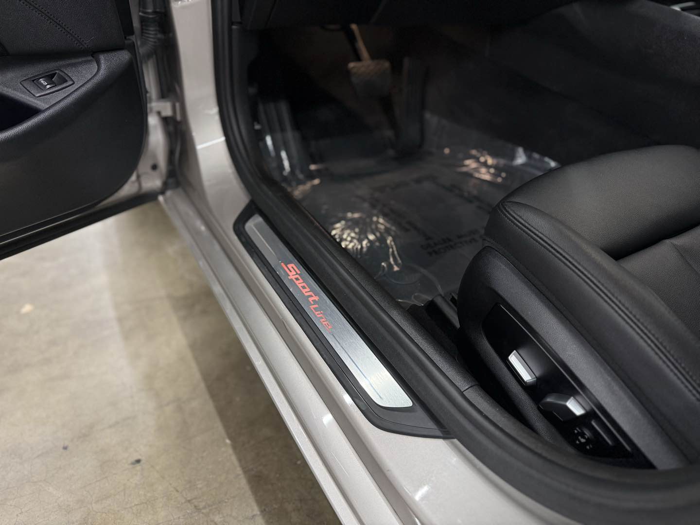 2018 BMW 5 Series 530i - Photo 20