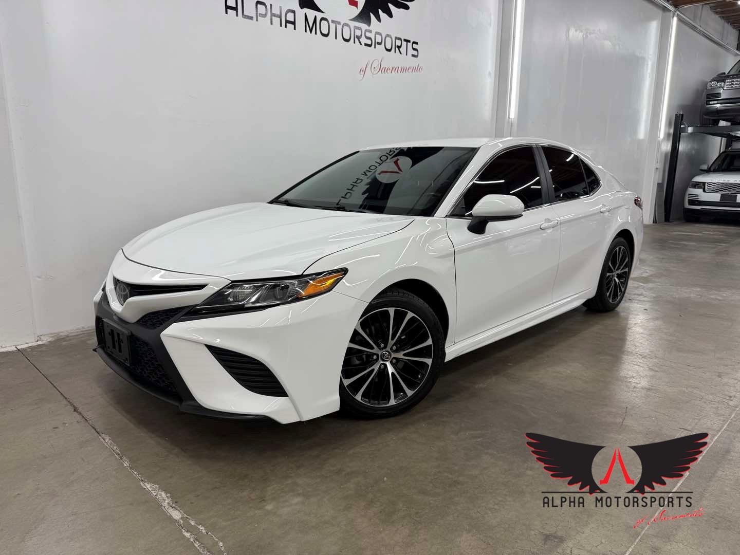 2020 Toyota Camry 2.5 Auto SE's photo
