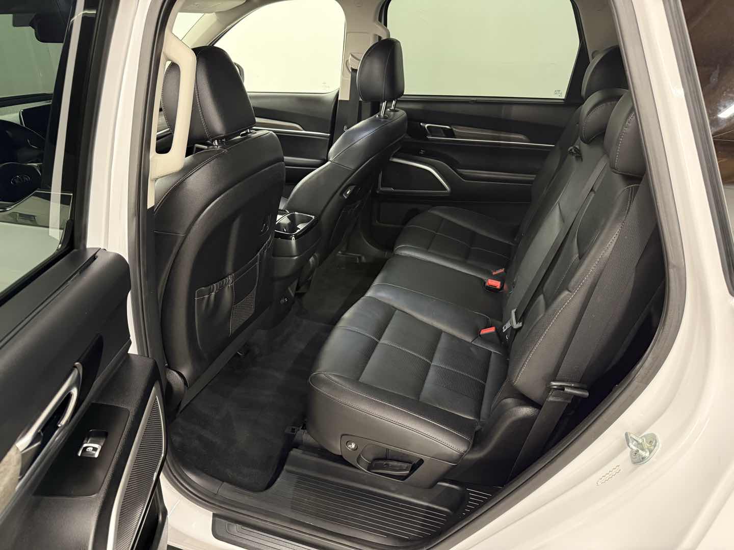 Kia Telluride photo 16