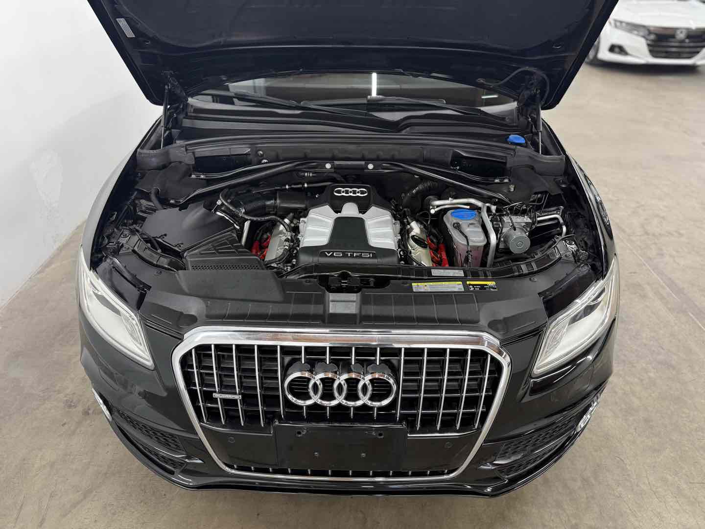 Audi Q5 photo 11