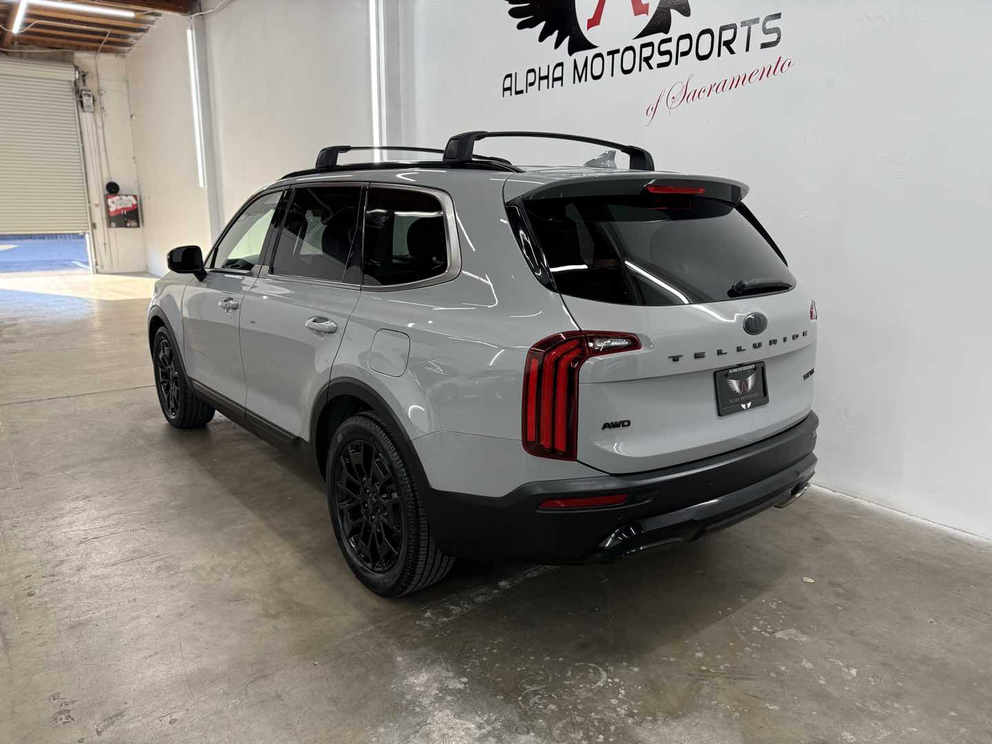 Photo 4 of this Kia Telluride