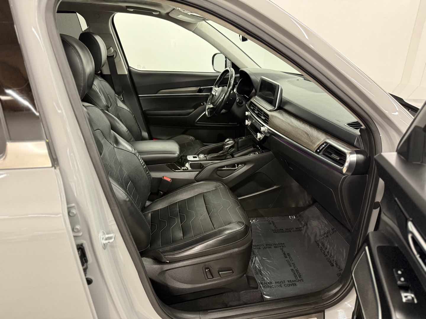 Photo 19 of this Kia Telluride