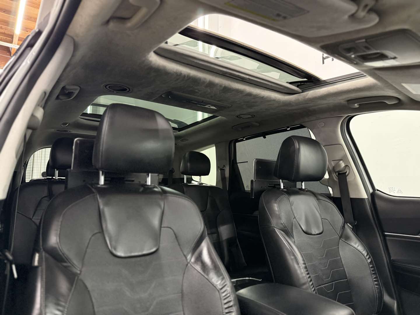 Photo 26 of this Kia Telluride