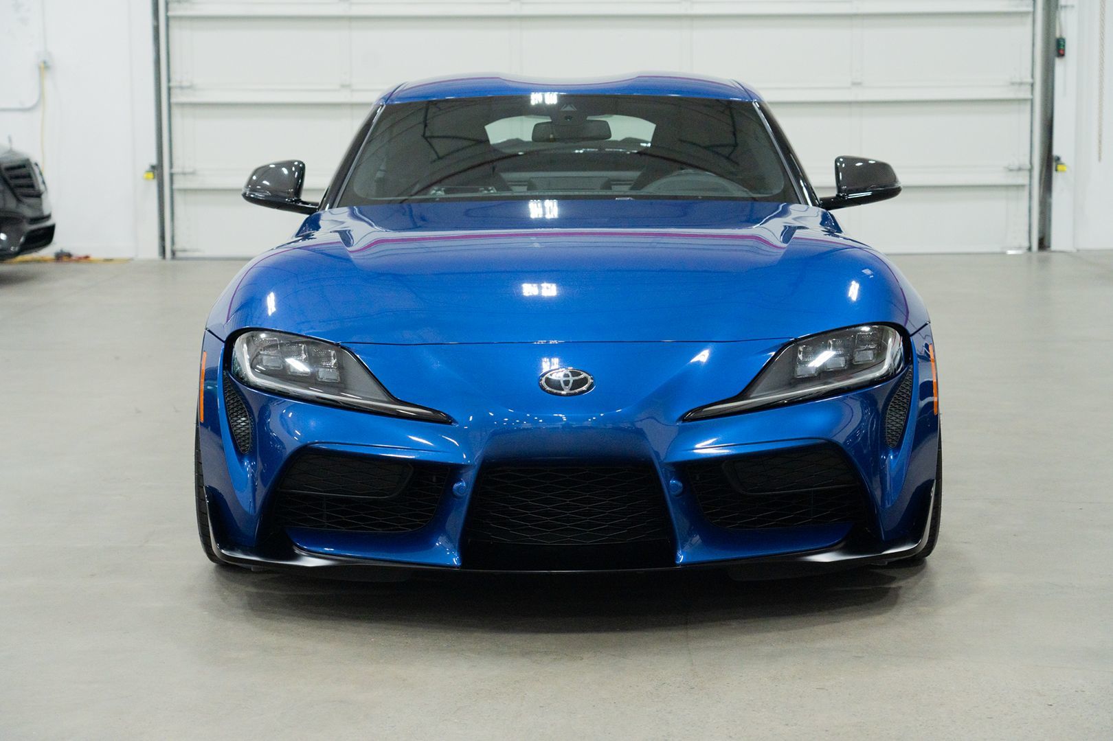 2024 Toyota Supra 3.0 Premium photo 2