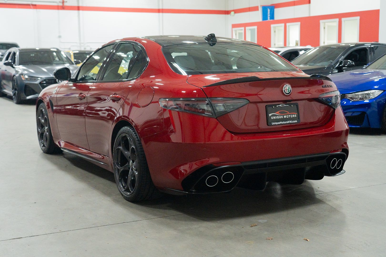 2024 Alfa Romeo Giulia Quadrifoglio photo 4
