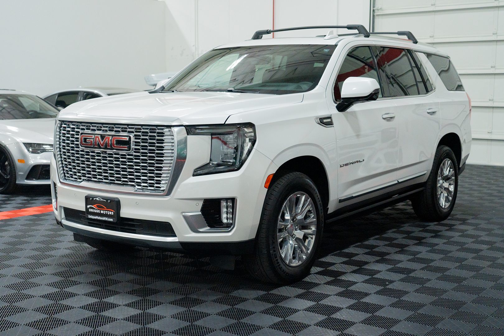 Photo 3 of this GMC Yukon