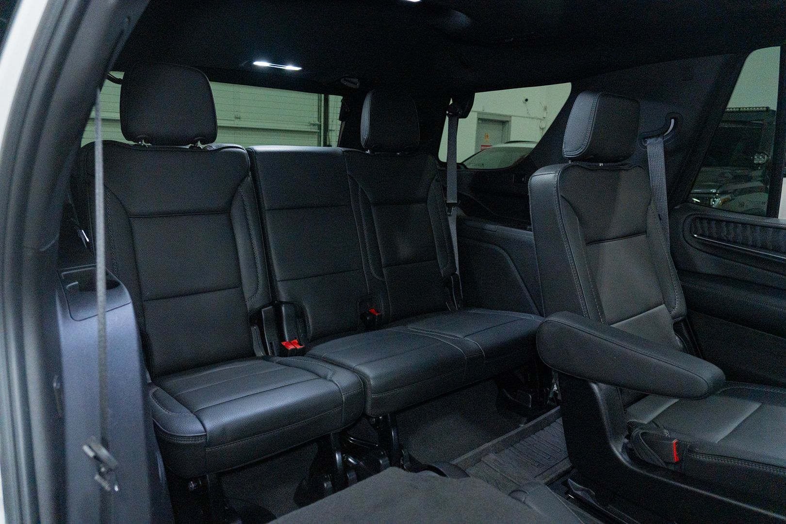 Photo 38 of this GMC Yukon