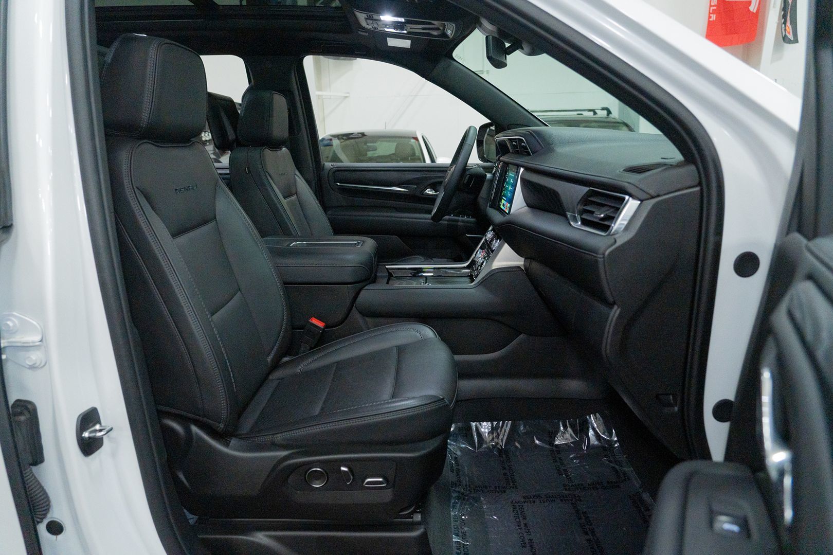 Photo 44 of this GMC Yukon