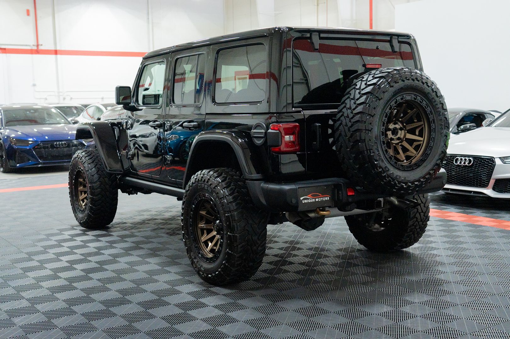 Photo 4 of this Jeep Wrangler