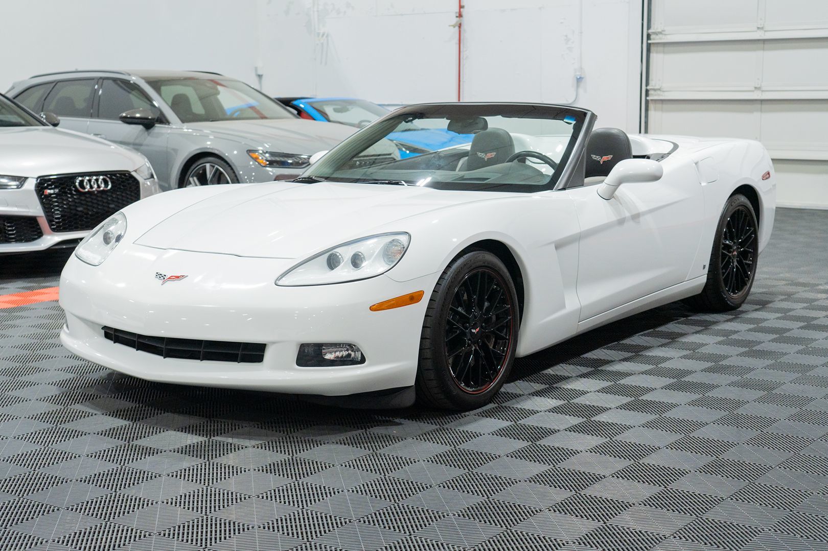 Photo 3 of this Chevrolet Corvette