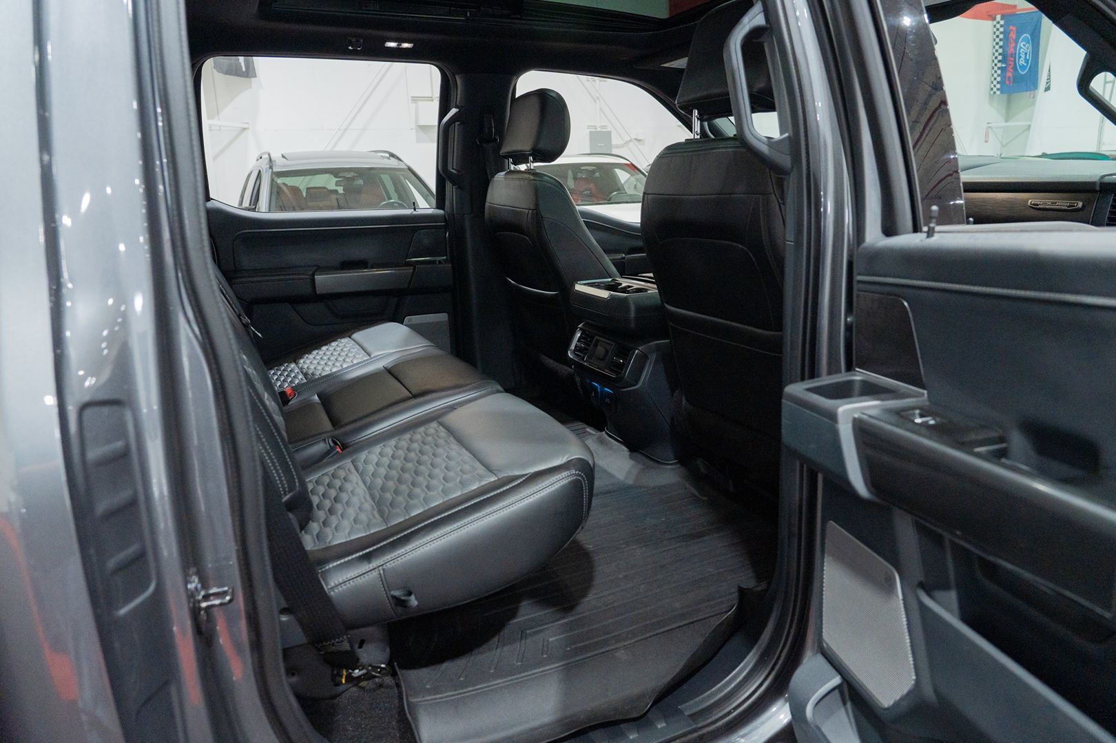 Photo 32 of this Ford F-150