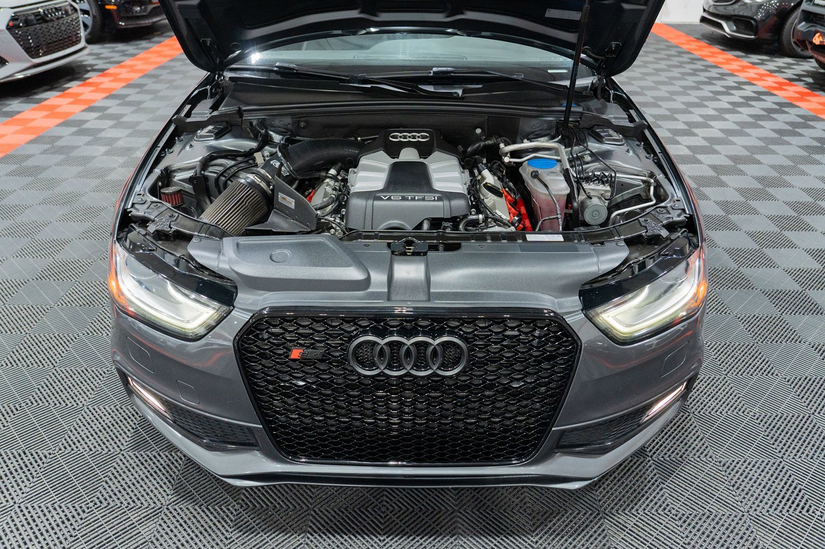 Photo 53 of this Audi S4
