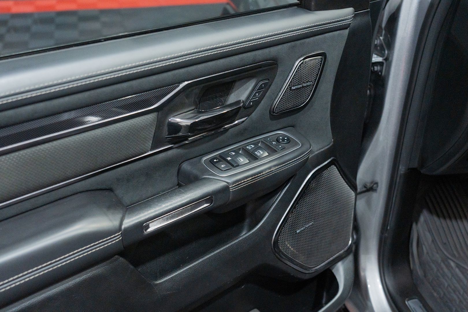 Photo 20 of this Ram 1500