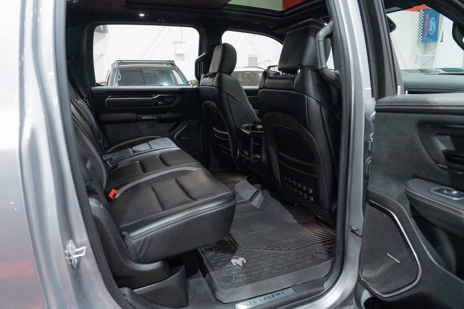 Photo 31 of this Ram 1500