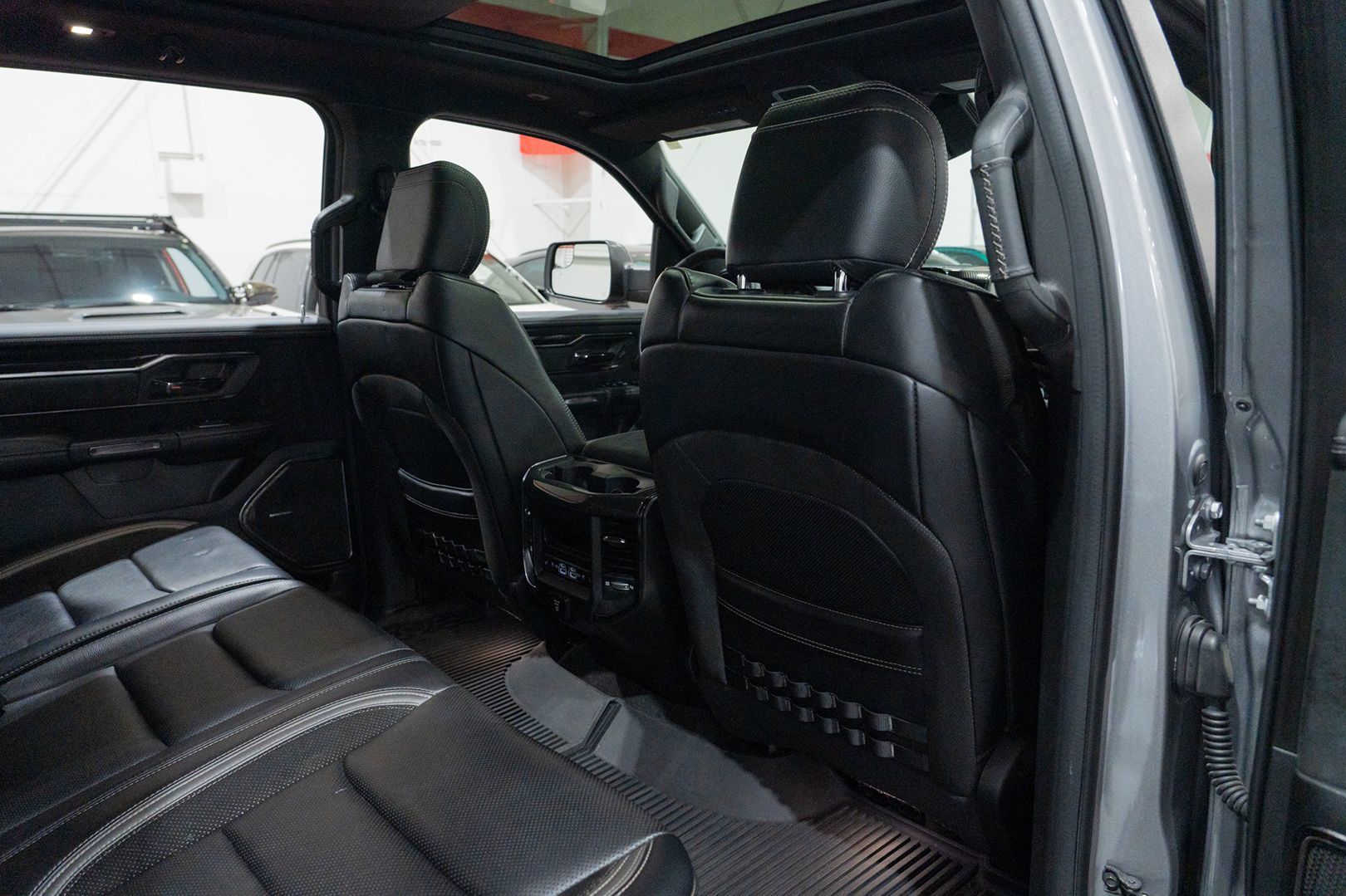 Photo 33 of this Ram 1500