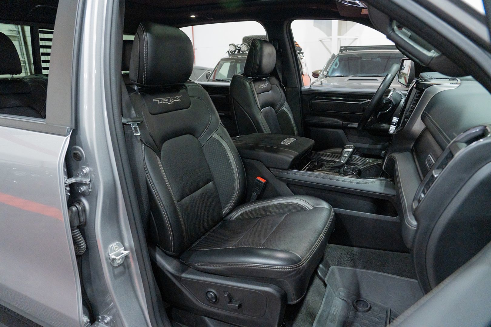 Photo 34 of this Ram 1500
