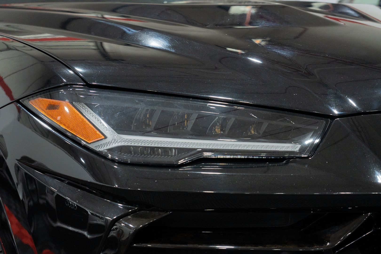 Photo 20 of this Lamborghini Urus