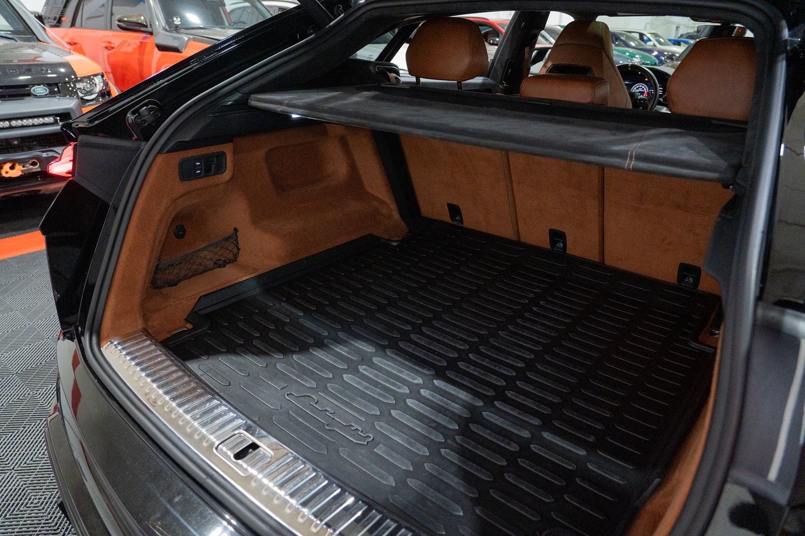 Photo 46 of this Lamborghini Urus