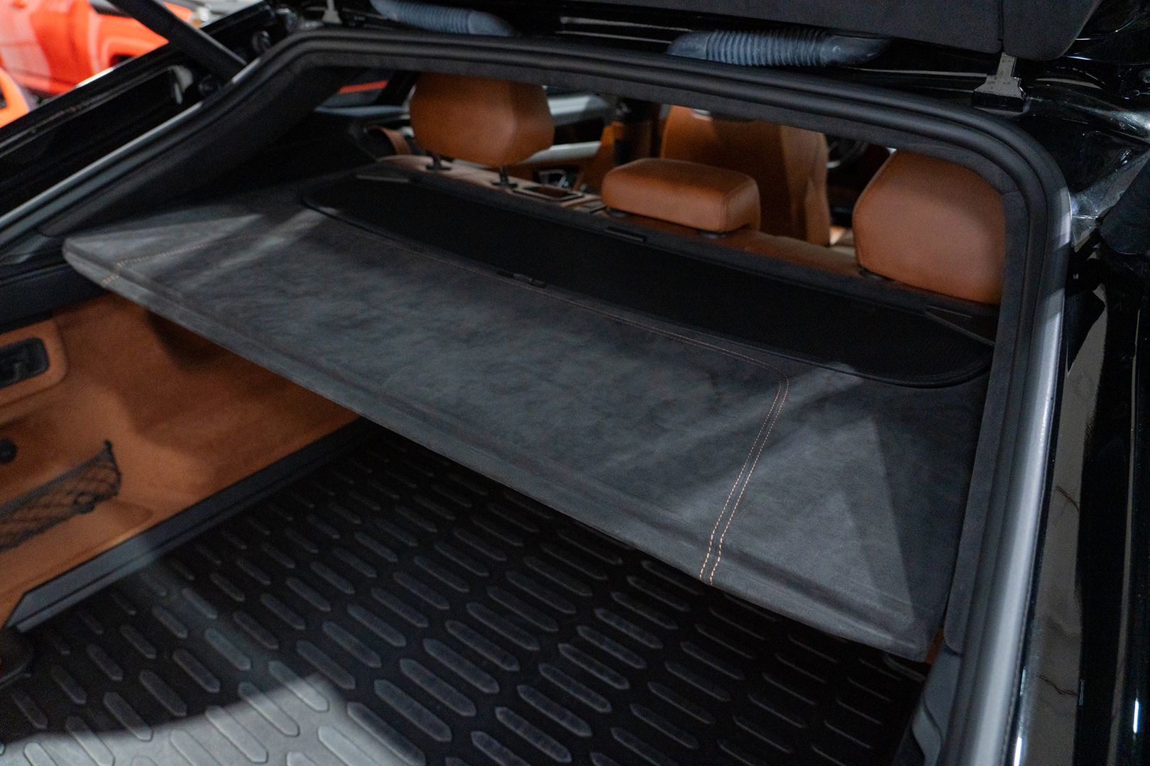 Photo 49 of this Lamborghini Urus