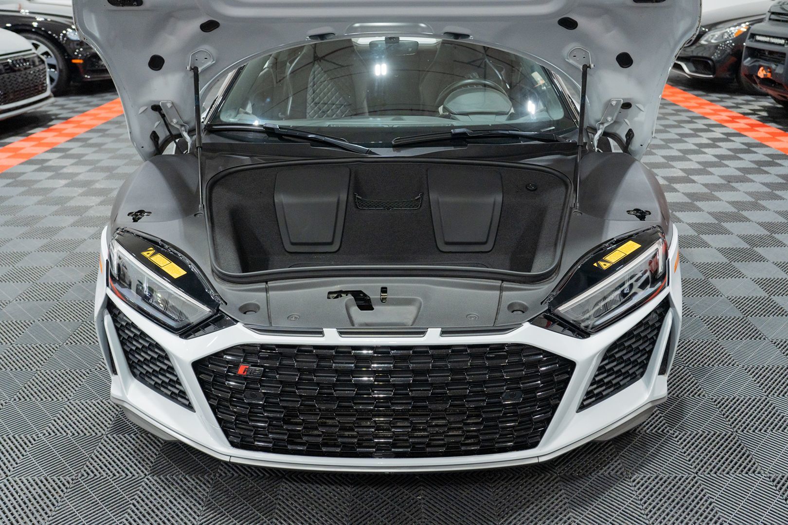 Photo 55 of this Audi R8 Spyder