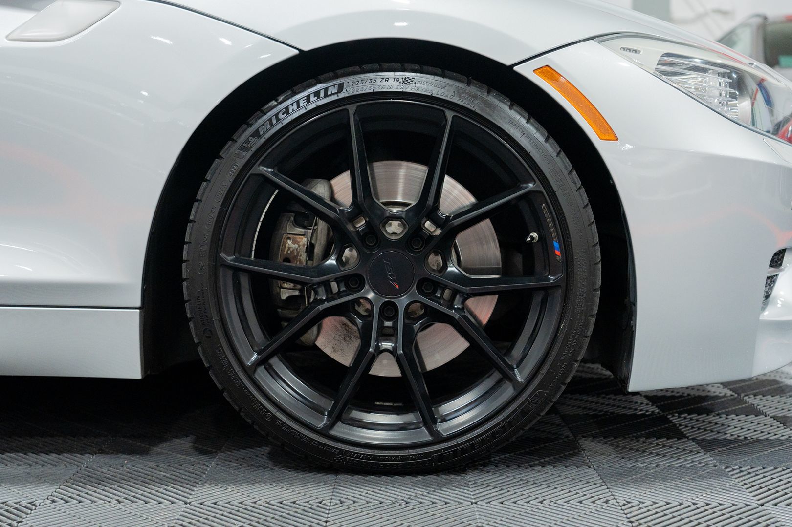 Photo 12 of this BMW Z4