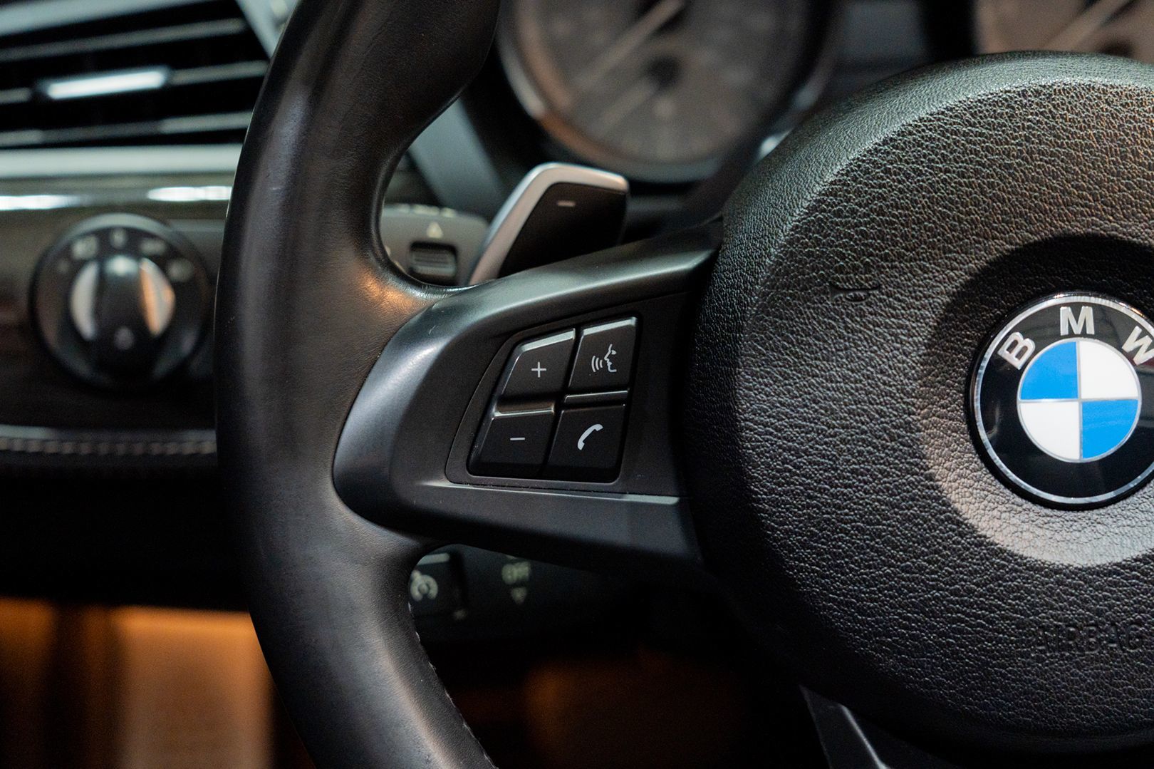 Photo 26 of this BMW Z4