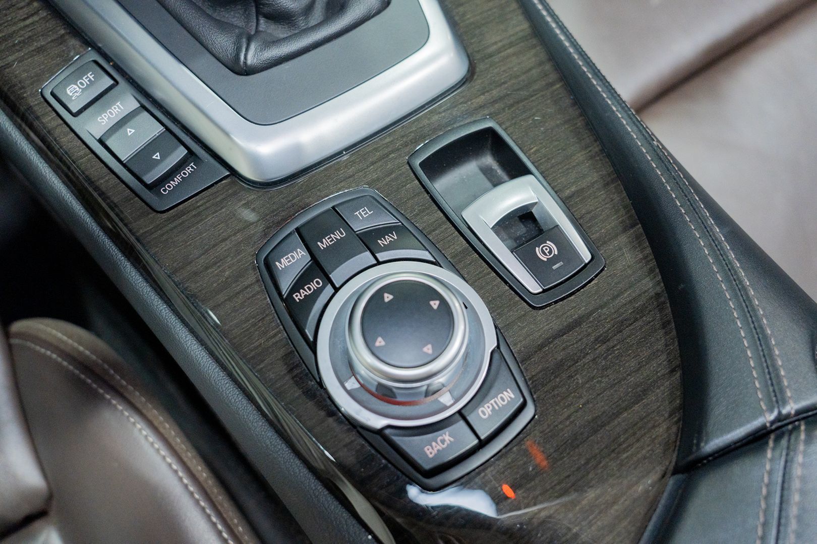Photo 37 of this BMW Z4