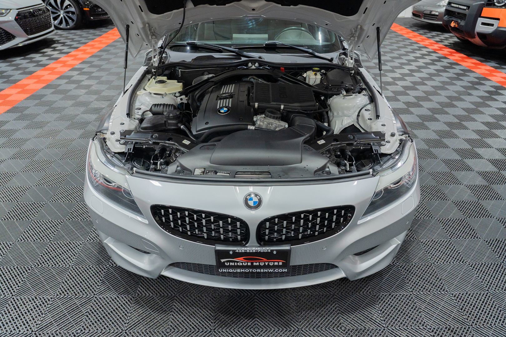 Photo 38 of this BMW Z4