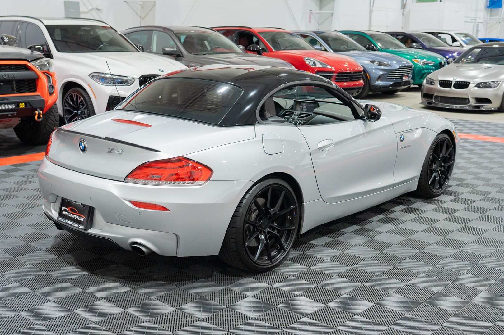 Photo 43 of this BMW Z4