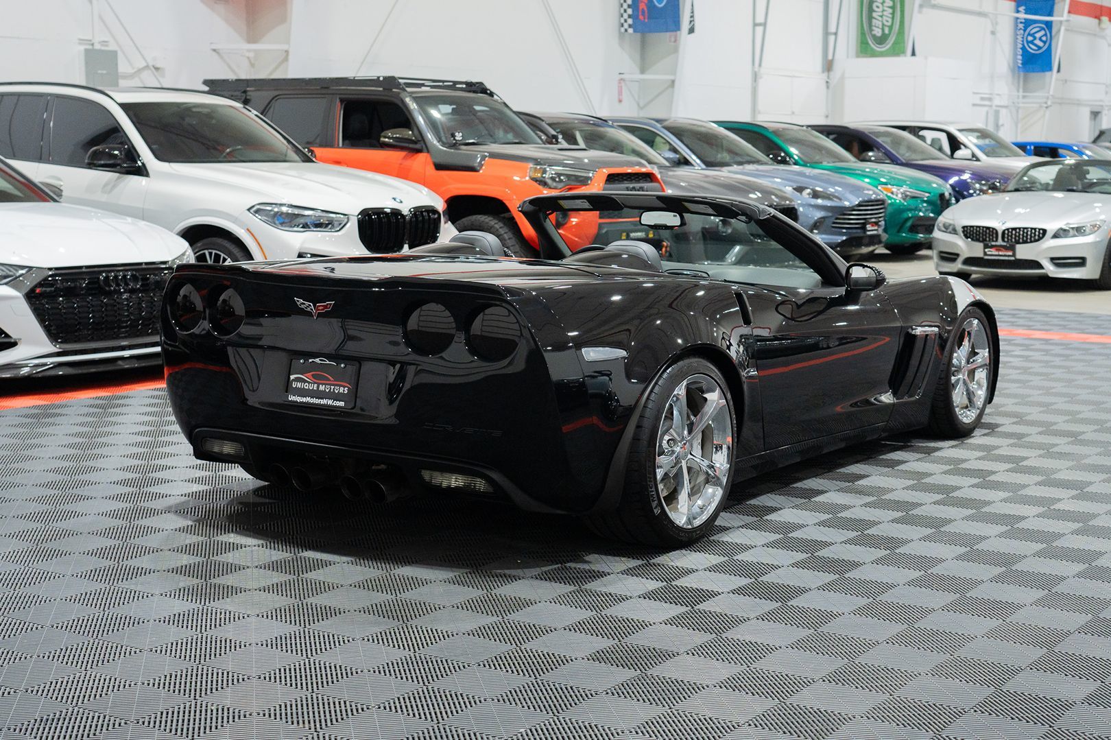 Photo 7 of this Chevrolet Corvette