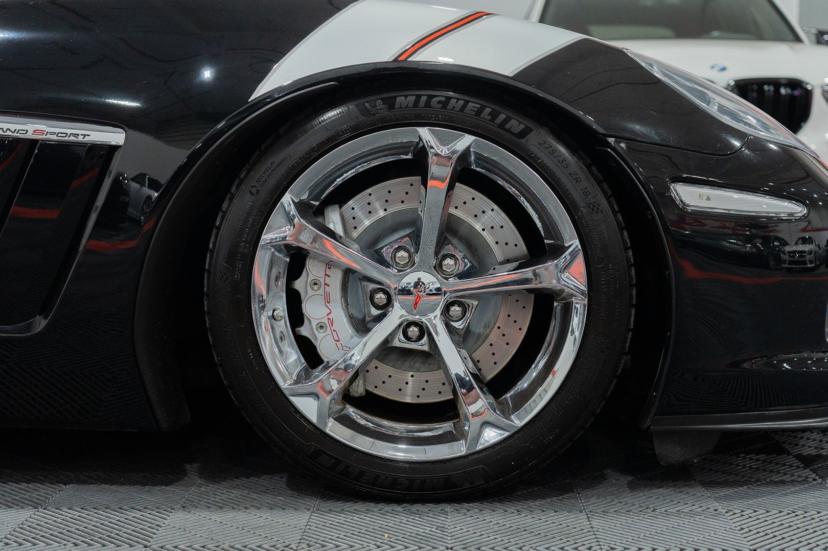 Photo 11 of this Chevrolet Corvette