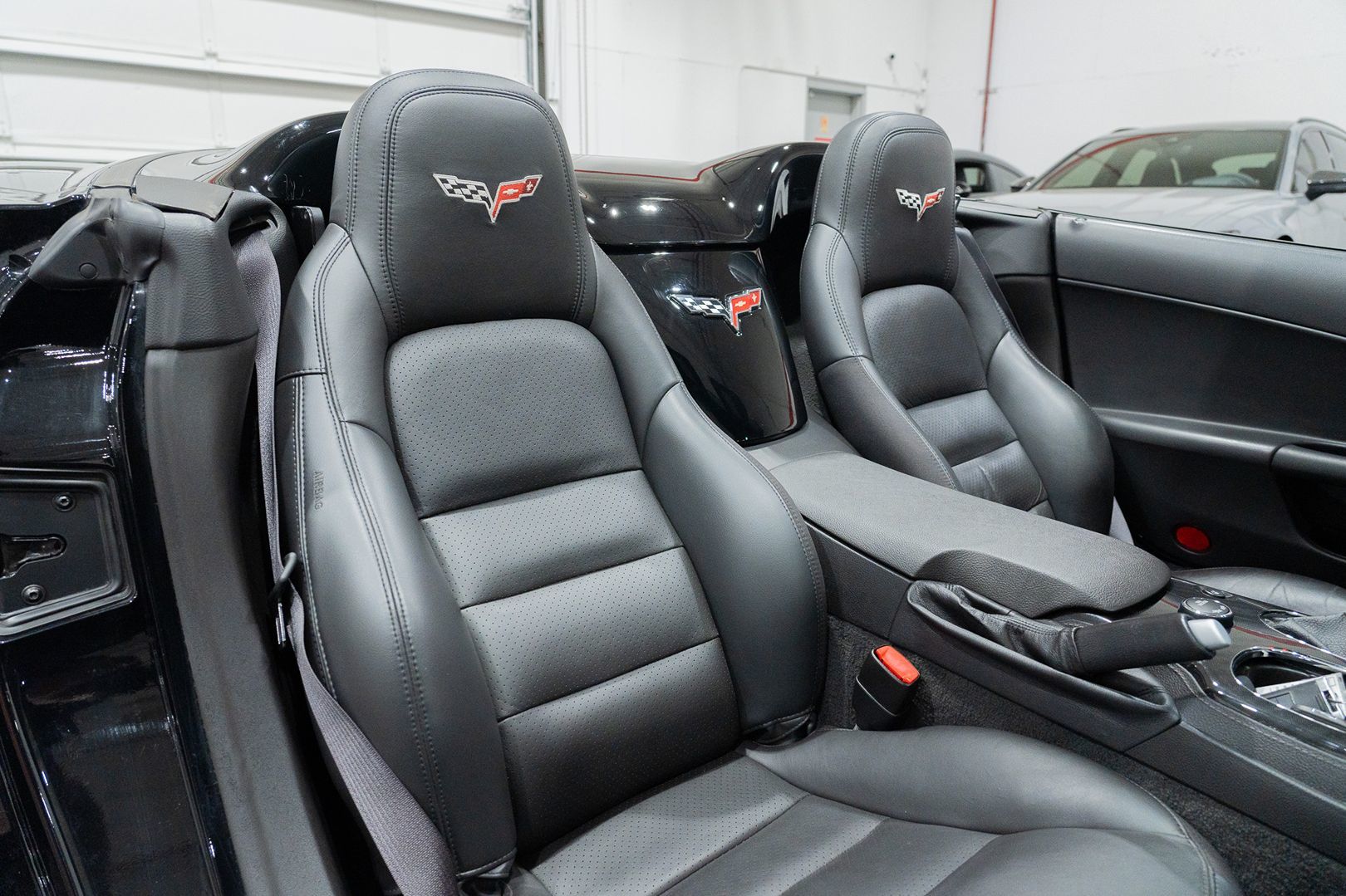 Photo 23 of this Chevrolet Corvette