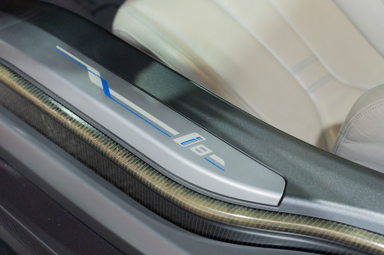 Photo 25 of this BMW i8