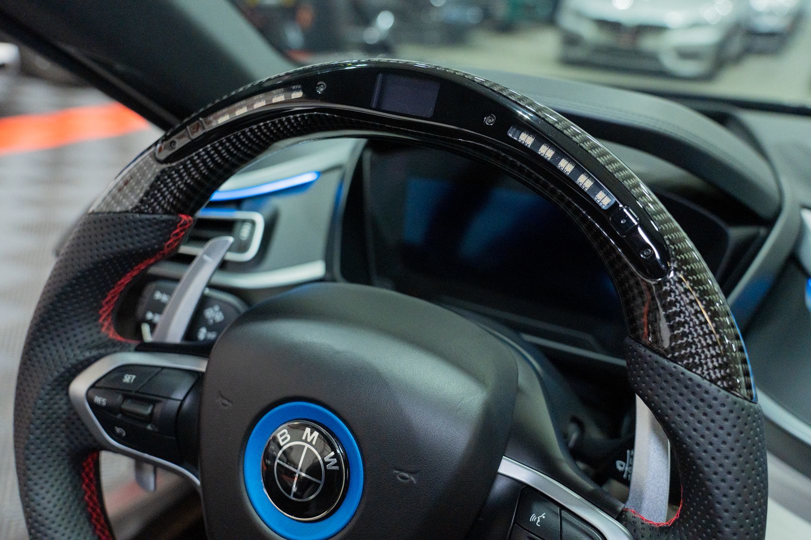 Photo 39 of this BMW i8