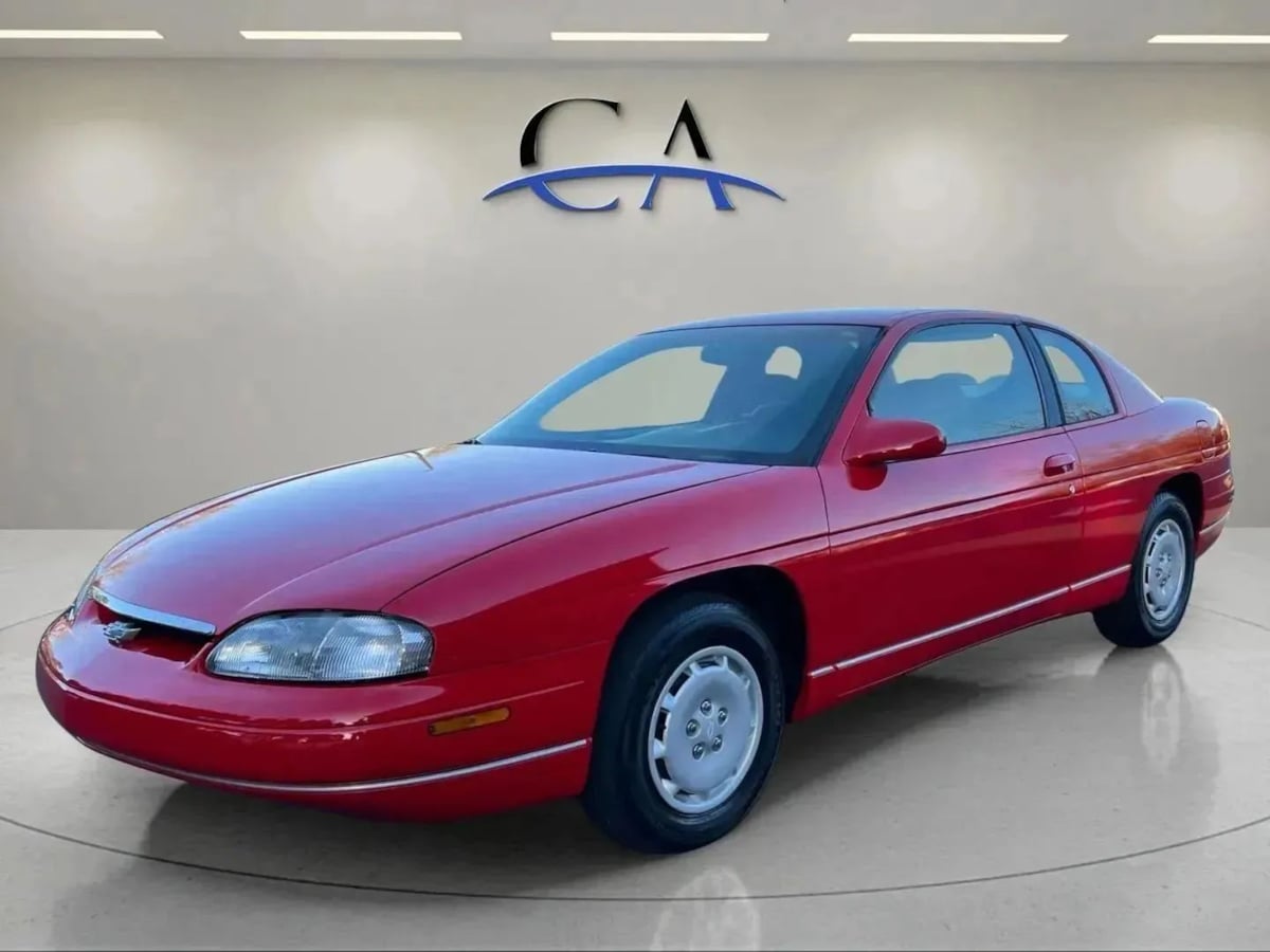 1997 Chevrolet Monte Carlo LS - Photo 3