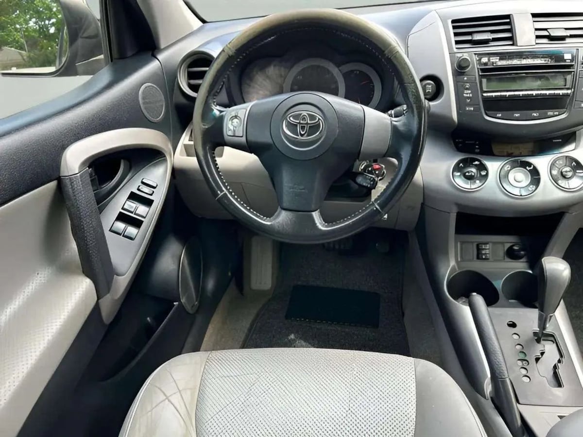 2006 Toyota RAV4 Base - Photo 16