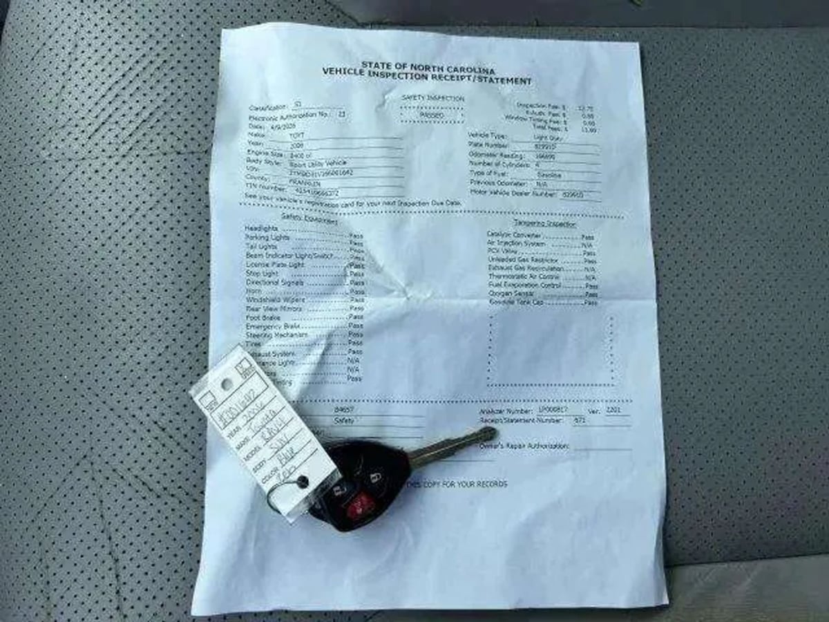 2006 Toyota RAV4 Base - Photo 27