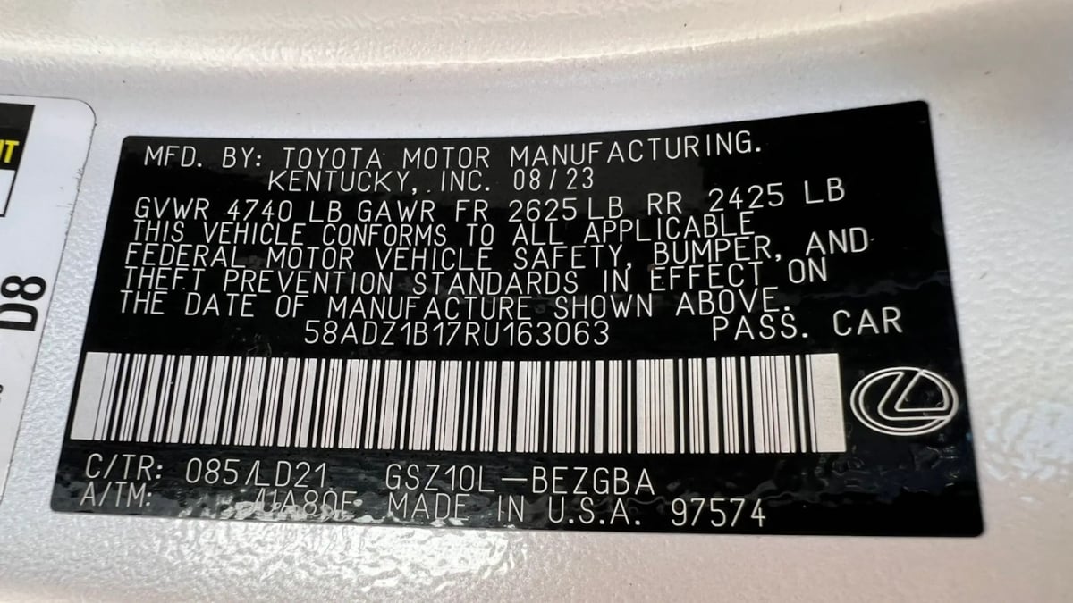 2024 Lexus ES 350 - Photo 31