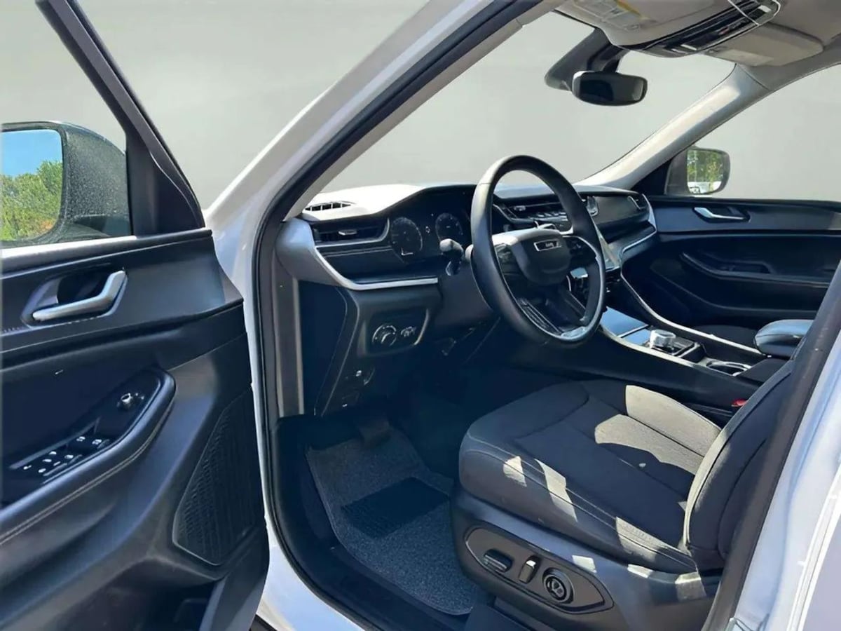 2023 Jeep Grand Cherokee L Laredo - Photo 10