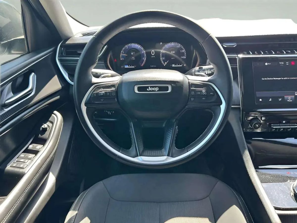 2023 Jeep Grand Cherokee L Laredo - Photo 14