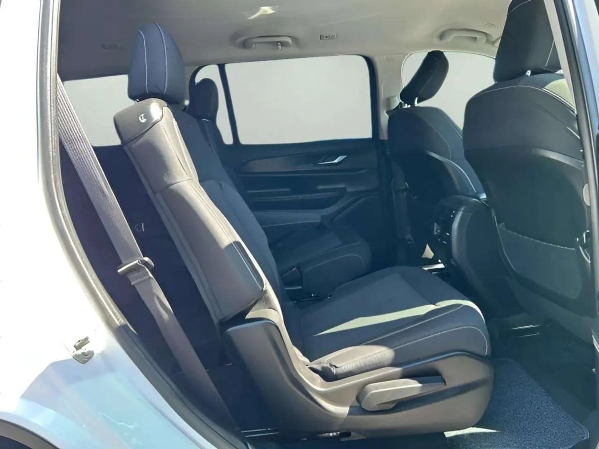 2023 Jeep Grand Cherokee L Laredo - Photo 21