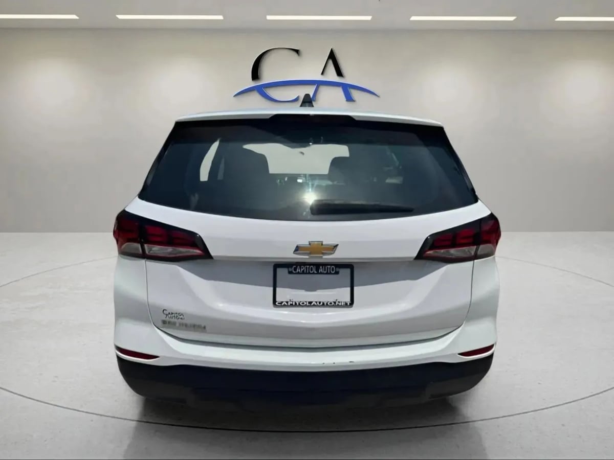 2024 Chevrolet Equinox LS - Photo 6
