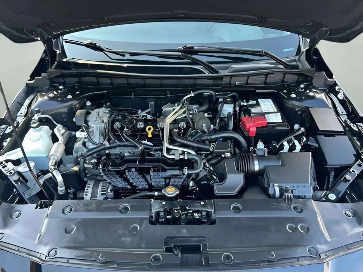 Photo 24 of this Nissan Altima