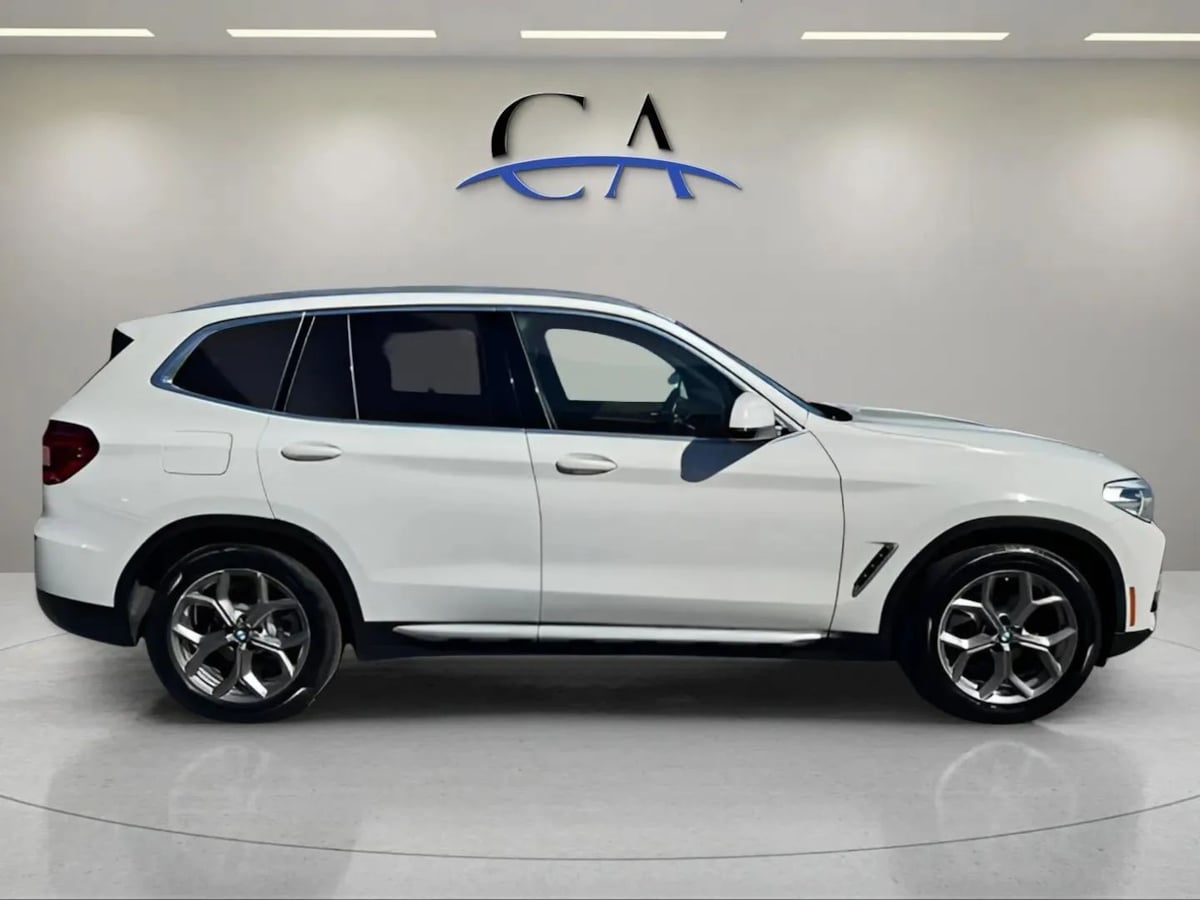 Photo 8 of this BMW X3