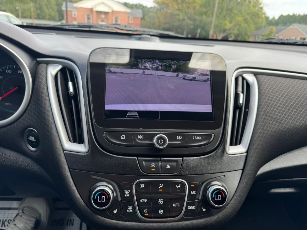2023 Chevrolet Malibu 1LT - Photo 16