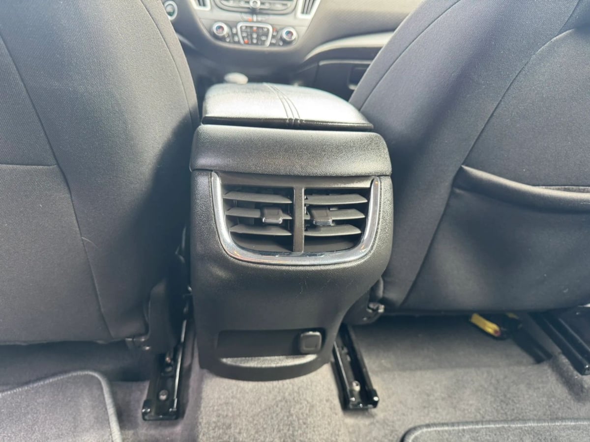 2023 Chevrolet Malibu 1LT - Photo 19