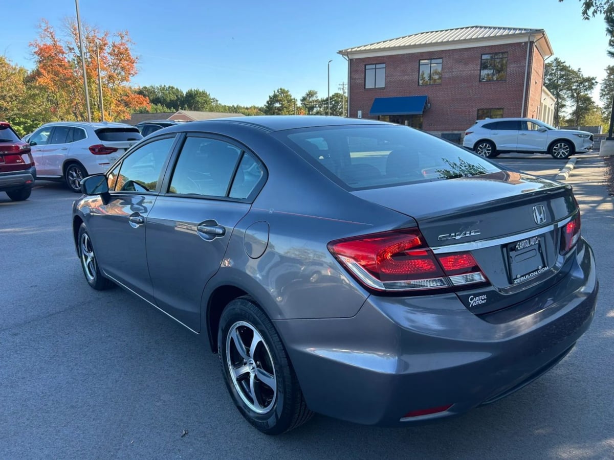 Photo 5 of this Honda Civic Sedan