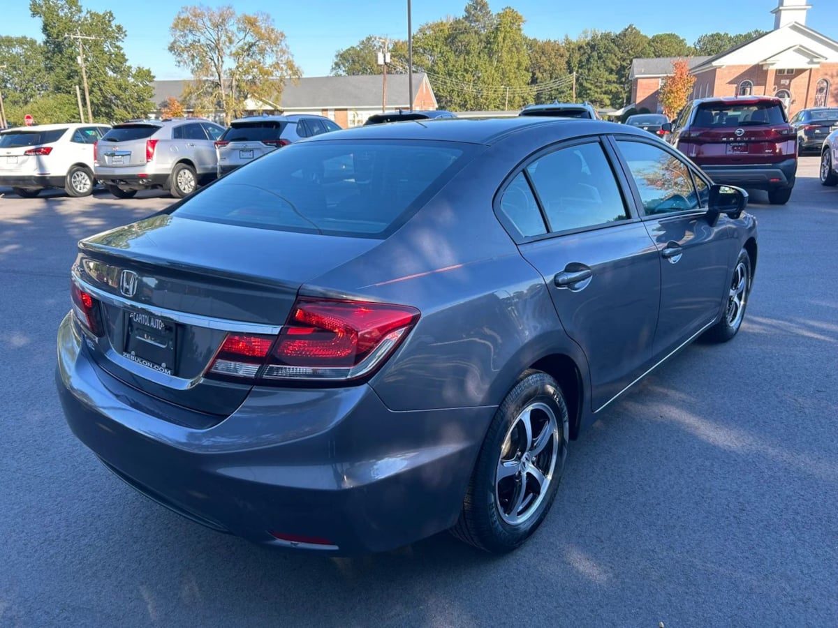 Photo 7 of this Honda Civic Sedan